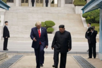  Presiden Amerika Serikat Donald Trump bertemu dengan pemimpin Korea Utara Kim Jong Un.(ist)