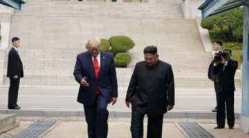  Presiden Amerika Serikat Donald Trump bertemu dengan pemimpin Korea Utara Kim Jong Un.(ist)