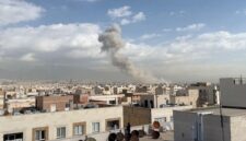 Serangan Israel mengganggu kualitas layanan komunikasi di beberapa wilayah ibu kota Iran, Teheran. WANA (West Asia News Agency)/Handout via REUTERS